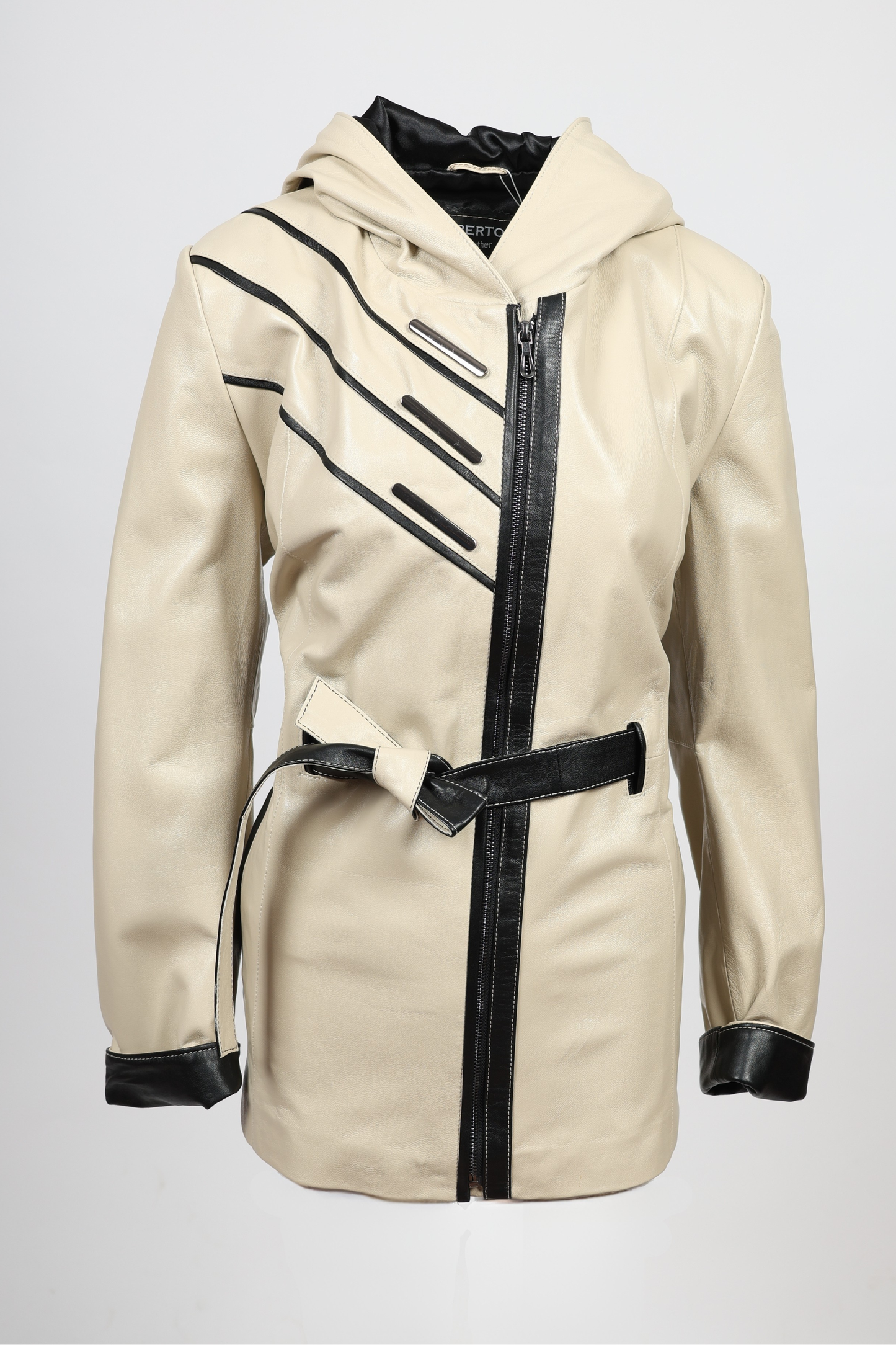 Дамско Кожено Яке, Бежов