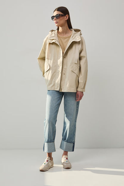 Дамски дънки от тип "Straight Fit" в измит син цвят с маншет