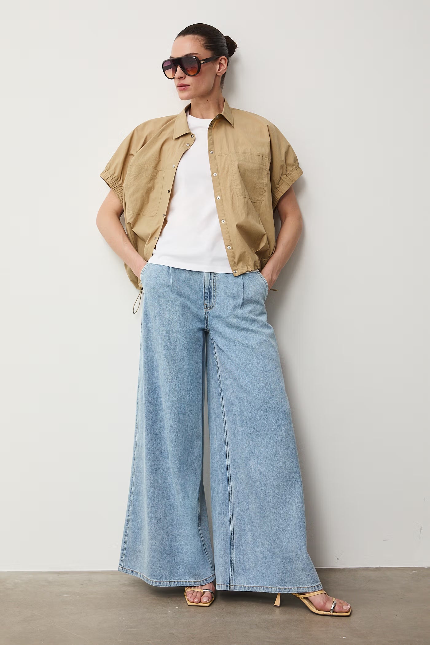 Дамска памучна бяла тениска 100% памук