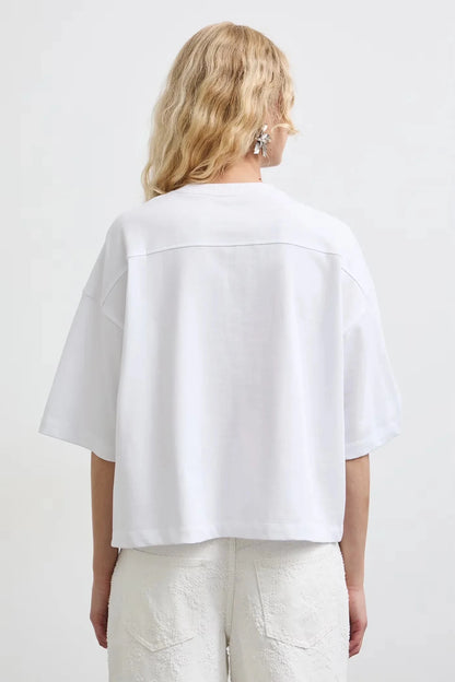 Бяла дамска овърсайз тениска от 100% памук с малък принт Medicine Roberto Fashion Store T-shirt RW26-TSD103-00X-XS XS