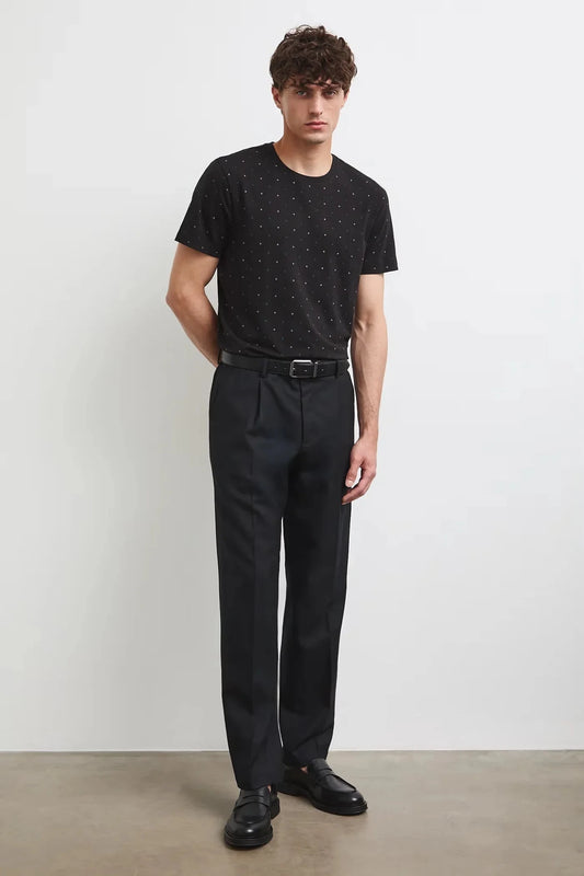 Черна мъжка тениска слим кройка с дребен принт Medicine Roberto Fashion Store T-shirt RW26-TSM011-99A-S S