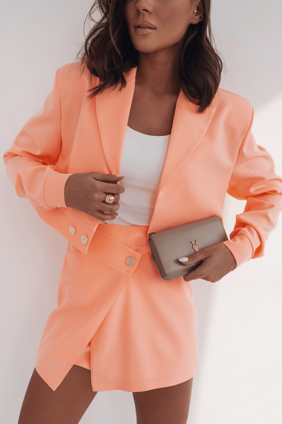 Дамска комплект CARRIE - елегантен оранжев комплект с модерен дизайн LaBalancia Roberto Fashion Store Shirt 5907378509140 S