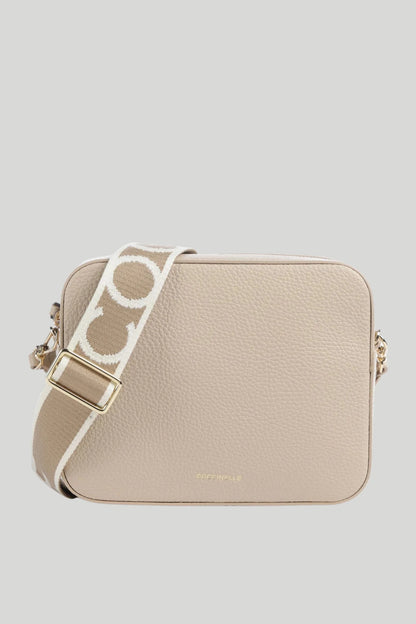 Дамска кожена чанта през рамо Coccinelle Tebe, бежова Coccinelle Roberto Fashion Store Bag E5MN555M301-N64-TU One Size