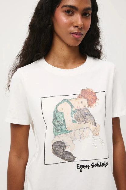 Дамска тениска "Cream" с абстрактен арт принт Medicine Roberto Fashion Store T-shirt RS26TSD264-01X-L L