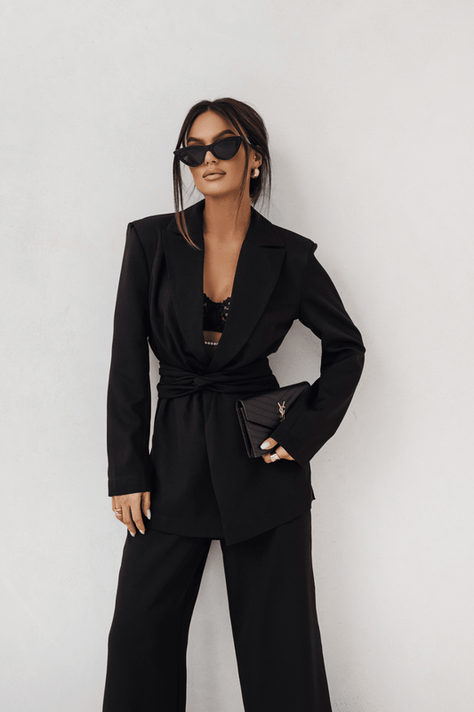 Дамски костюм EMMA от две части – Елегантно сако и панталон в черен цвят LaBalancia Roberto Fashion Store Shirt 5907378508549 S/M