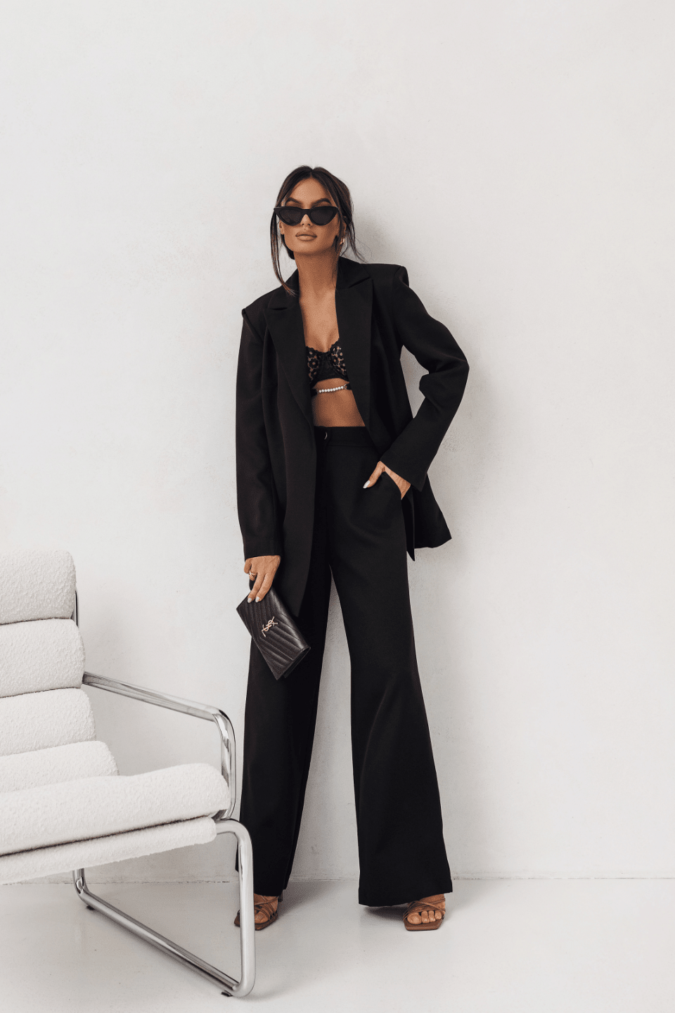 Дамски костюм EMMA от две части – Елегантно сако и панталон в черен цвят LaBalancia Roberto Fashion Store Shirt 5907378508549 S/M
