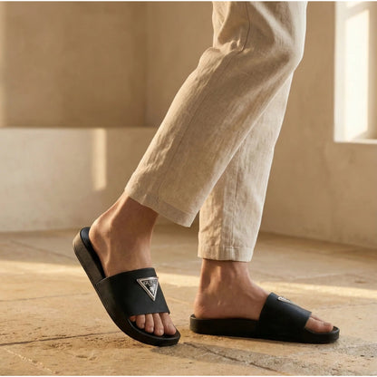 Дамски плажни чехли Classic Black - водоустойчиви, лек полиуретанов модел Guess Roberto Fashion Store Sneakers E3GZ12BB00FJBLK 35