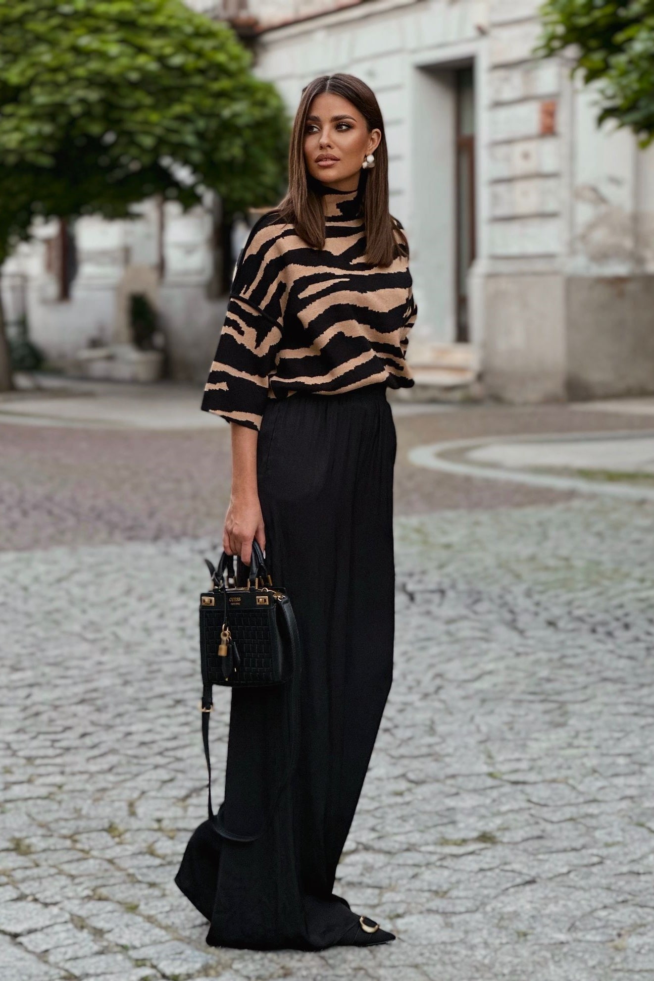 Дамски пуловер SOLENE в бежова зебра, 65% вискоза, уникален дизайн LaBalancia Roberto Fashion Store Shirt 5907378513123 Uniwersalny