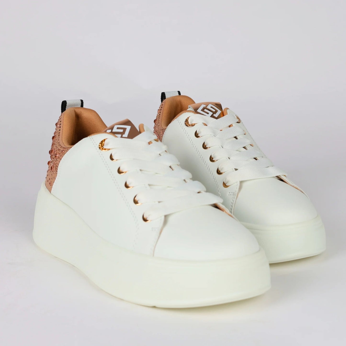 Дамски Сникърси с камъни, Бял Gold&Gold Roberto Fashion Store Sneakers GNG1012SNKWHISTO36 36