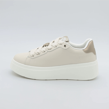 Дамски сникърси в бежово с декоративни блестящи сърца Gold&Gold Roberto Fashion Store Sneakers GNG2603GB1045BEI-36 36