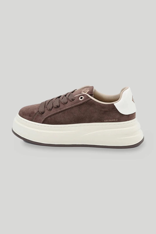 Дамски велурени сникърси на масивна платформа с бяла пета - кафяви Gold&Gold Roberto Fashion Store Sneakers GNG0926SHOBRNGB1140-36 36