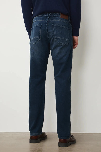 Мъжки дънки тип "Straight Fit" в класически тъмносин цвят Medicine Roberto Fashion Store Jeans RS26-SJM031-59J-31 31