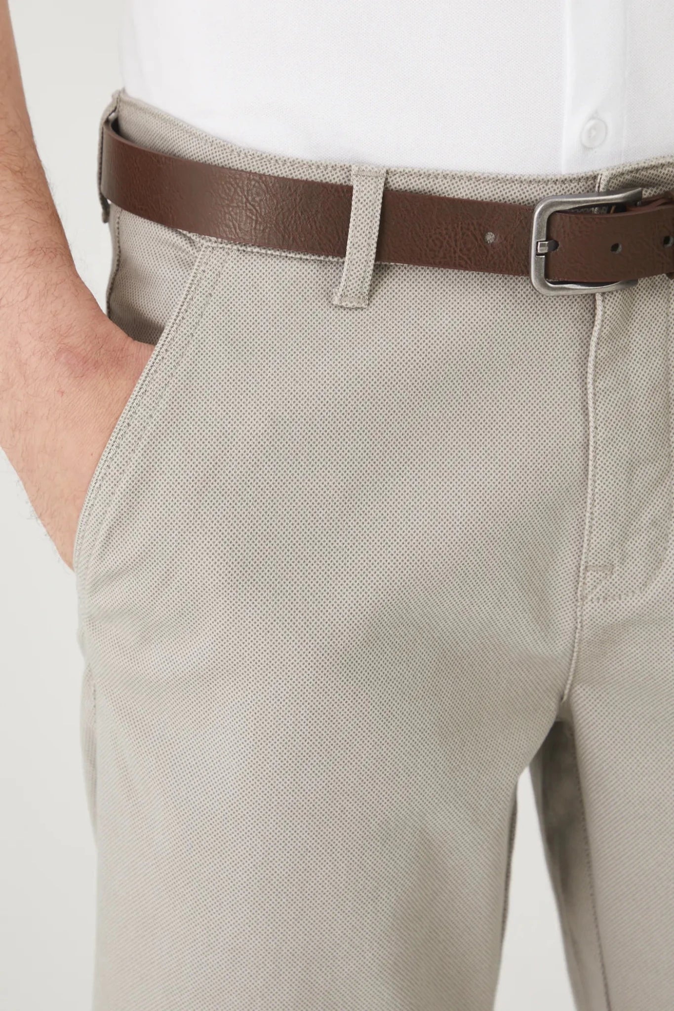 Мъжки къси панталони за всякакви поводи в светло сив цвят Medicine Roberto Fashion Store T-shirt RS25SZM070-09A-S S