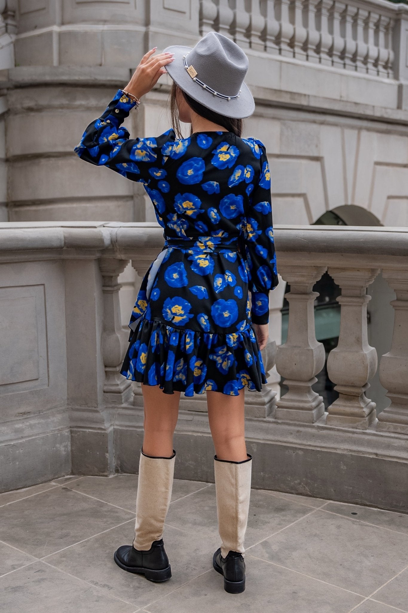 Рокля "АННА" с къса дължина - Модел с разноцветни цветя, за жени LaBalancia Roberto Fashion Store Shirt 5907378503940 XS/S