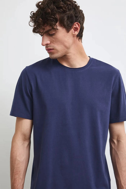 Тъмносиня мъжка базова тениска от памук с еластан Medicine Roberto Fashion Store T-shirt RW26-TSM013-59X-S S